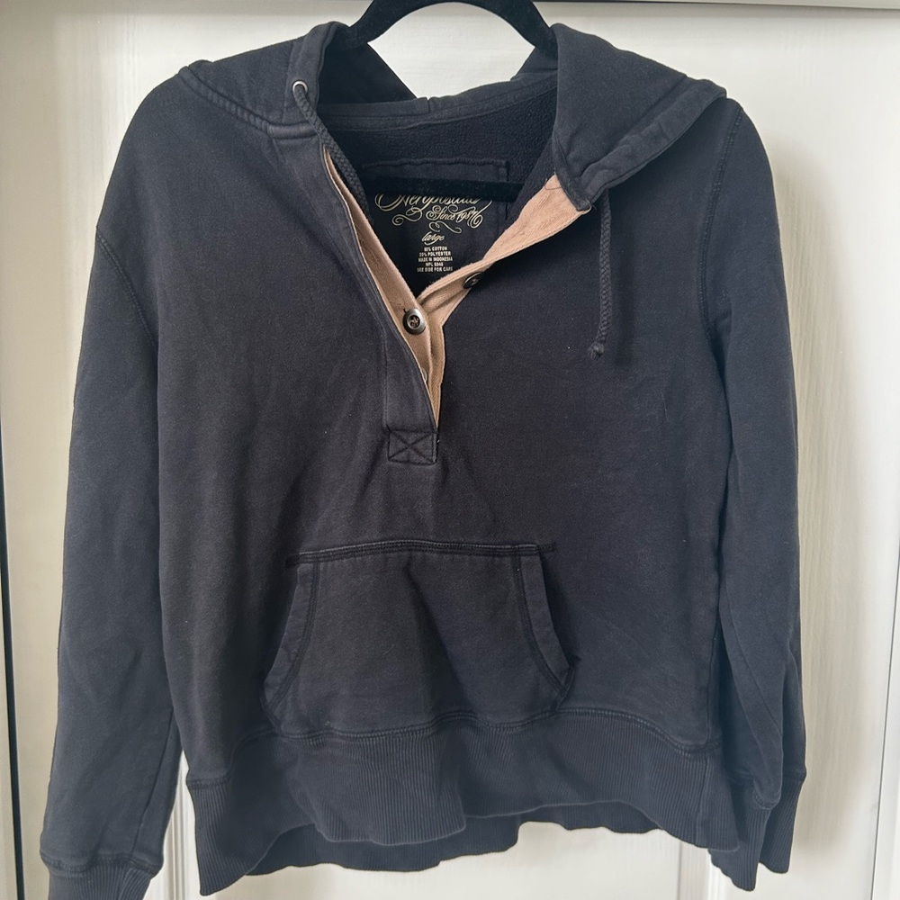Aeropostale Black and Tan Hoodie Large